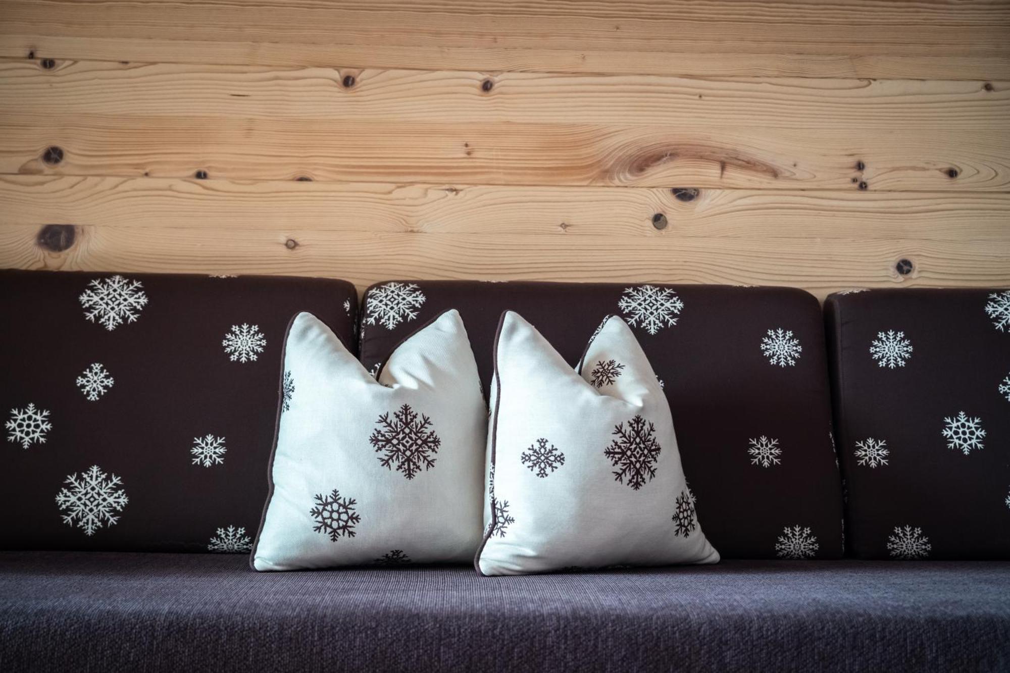 Hotel Arnaria Ortisei Bagian luar foto