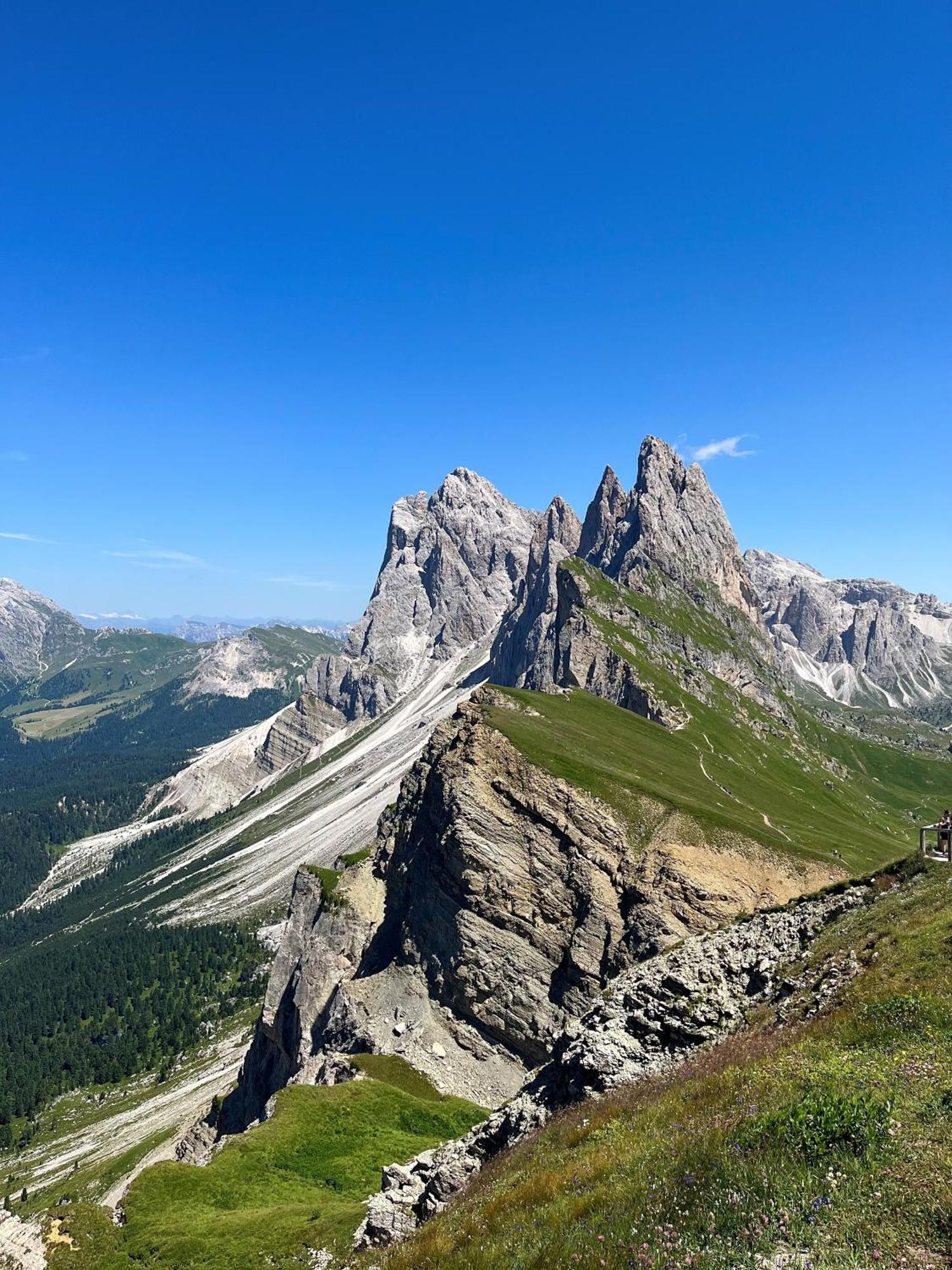 Hotel Arnaria Ortisei Bagian luar foto